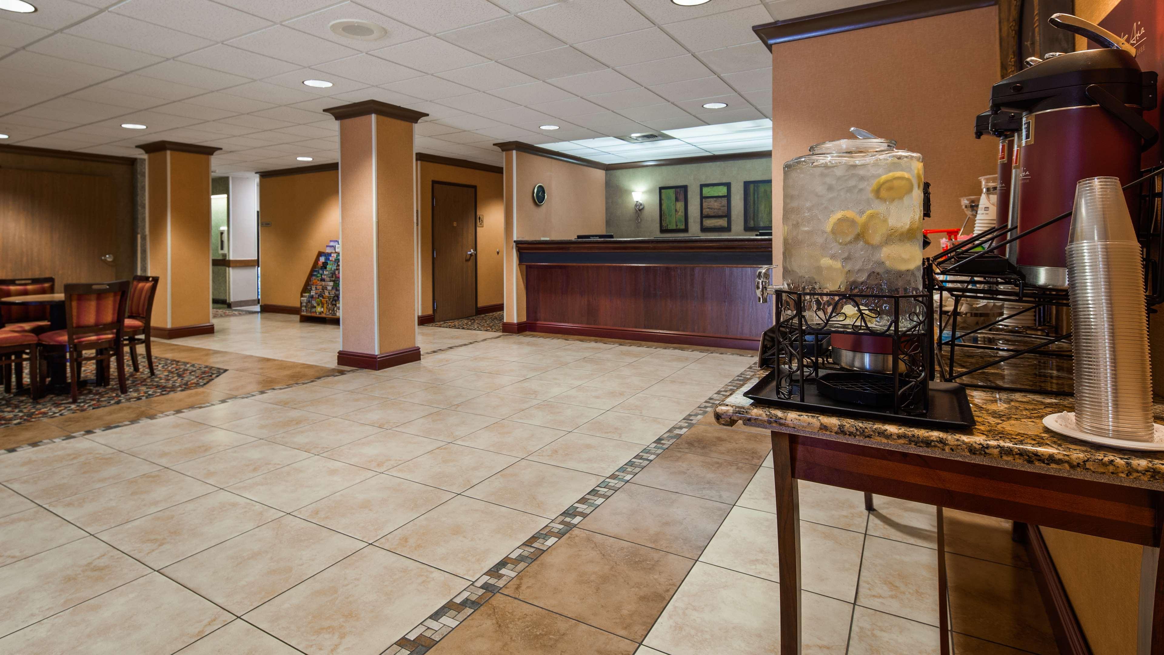 Best Western Cascade Inn & Suites Troutdale Dış mekan fotoğraf